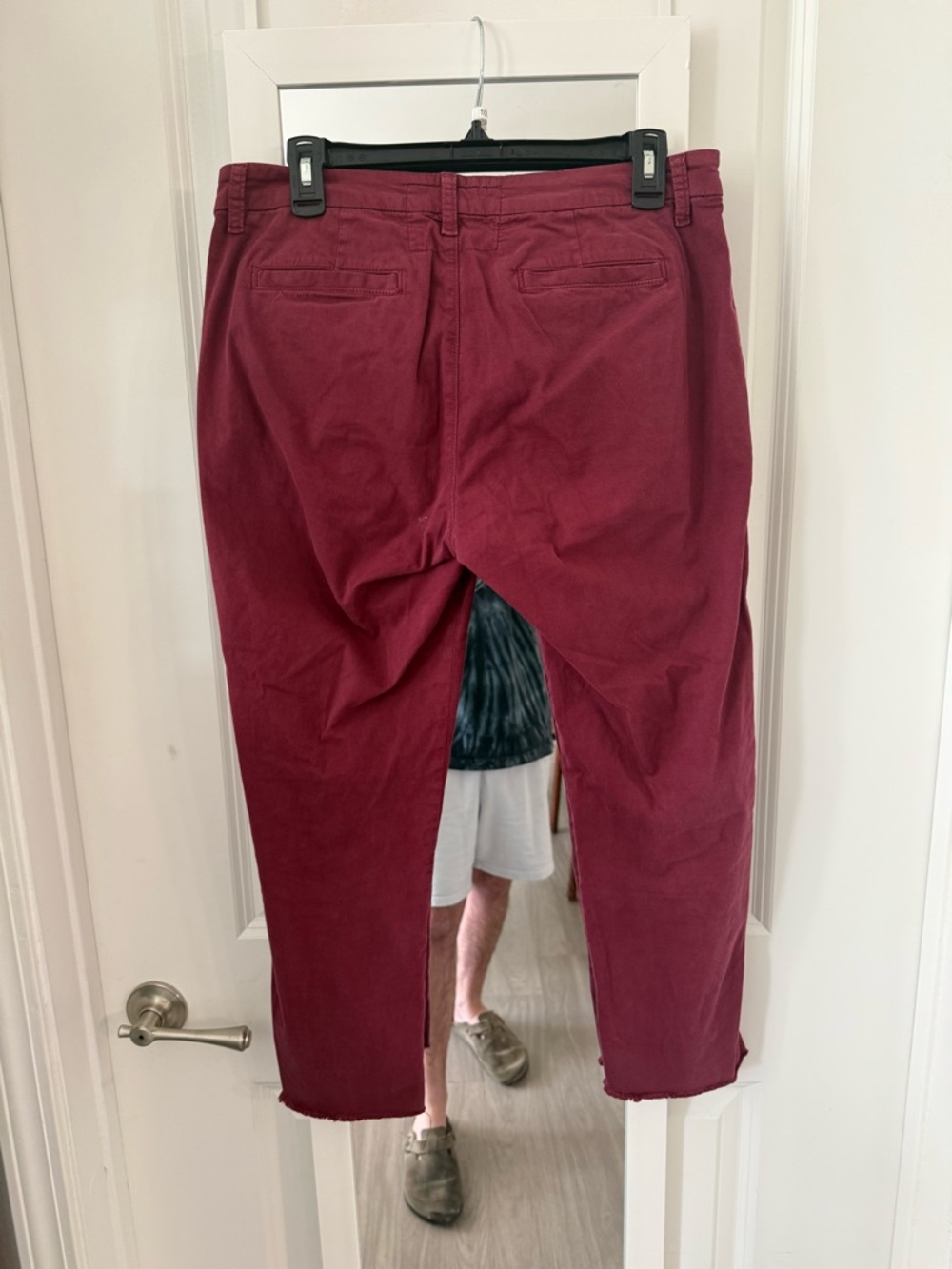 Frank & Eileen Cropped Red Pants Raw Hem Modern Casual Size 8 - Picture 4 of 4
